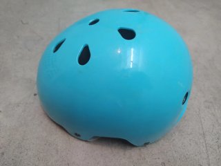 Casco Oxelo azul para patinaje