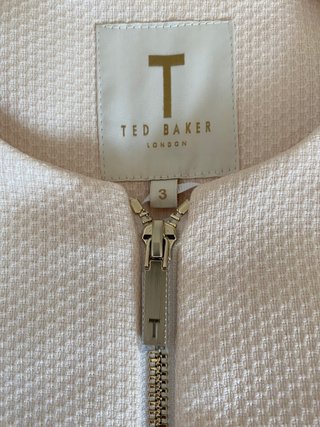 Abrigo vestido texturizado Ted Baker. Talla 3 (40)