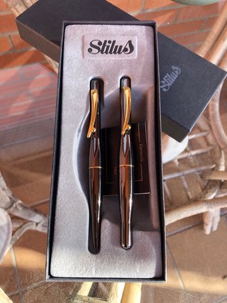 Conjunto Pluma y Bolígrafo Elegante Dorado