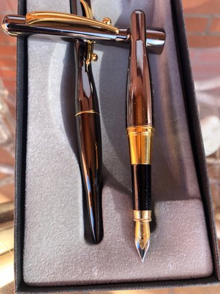 Conjunto Pluma y Bolígrafo Elegante Dorado