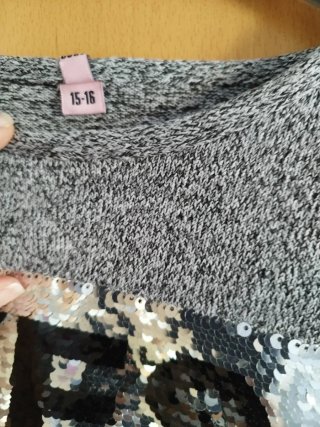 Jersey gris con lentejuelas YES-NO