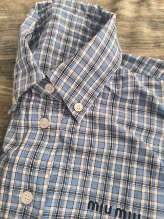 Vestido camisero Miu Miu cuadros azul y blanco