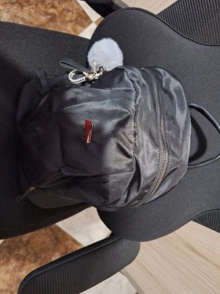 Mochila negra mujer
