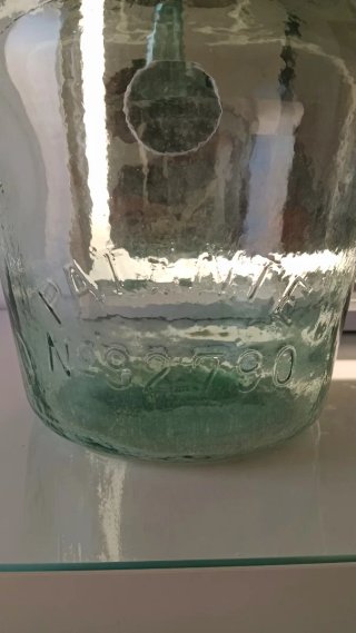Antigua Botella o Damajuana de 8 Litros. Barcelona