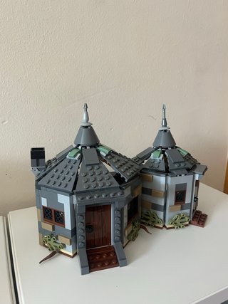 LEGO Harry Potter Casa de Hagrid Completa