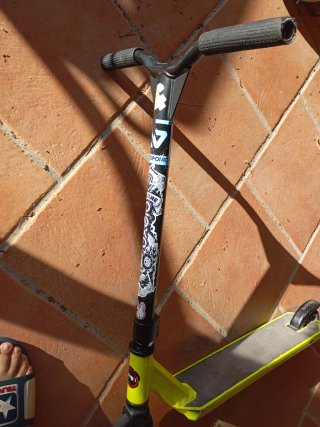 Patinete Oxelo Amarillo