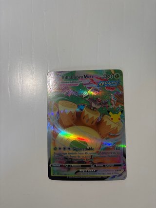 Carta Pokémon Mew VMAX Golpe Fusión Cruzado
