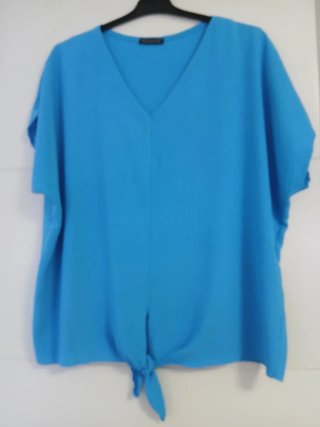 Blusa azul talla única con nudo