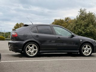SEAT Leon 2004