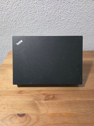 Portátil Lenovo ThinkPad i5