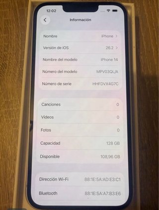 iPhone 14 Lila