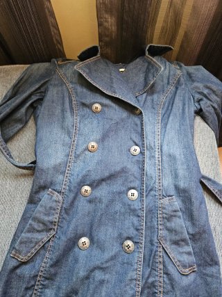ESPRIT chaqueta vaquera talla 40.
