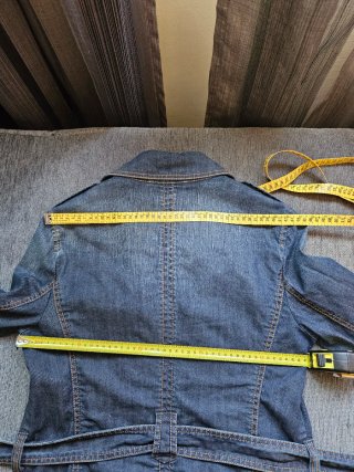 ESPRIT chaqueta vaquera talla 40.