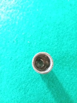 Dos dedales antiguos de plata