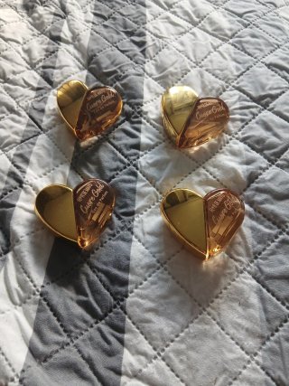 4 Colonias Flor de Mayo Corazón Oro por 6 euros