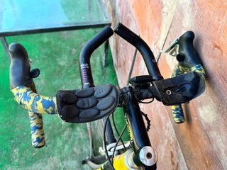 Bicicleta de carretera Mendiz Amarilla