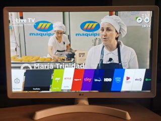 LG Smart TV 28 como nueva con mando
