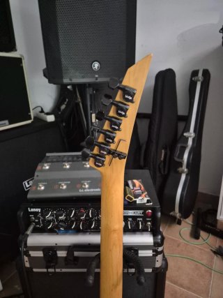 Guitarra Vantage 518t De los 80. Impecable
