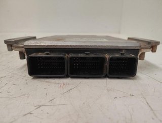 Opel 0281010633 centralita motor uce vivaro 288945