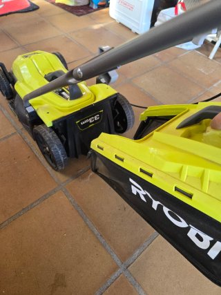 Cortacésped Eléctrico Ryobi RLM3313A 1300W 33cm