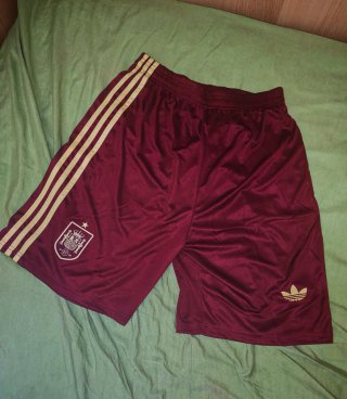 Pantalón corto España