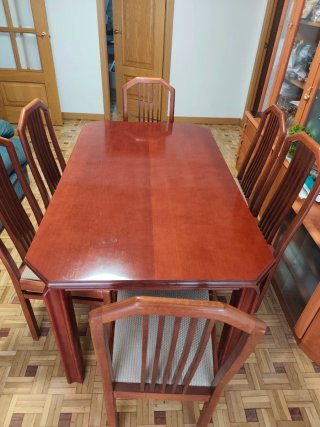 Mesa comedor extensible + 6 sillas madera