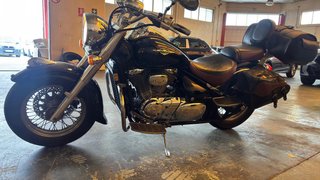 Suzuki Intruder C800