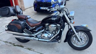 Suzuki Intruder C800