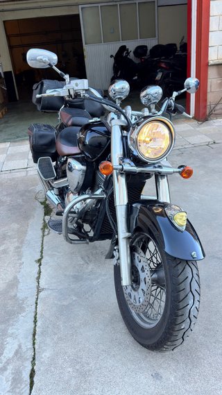 Suzuki Intruder C800