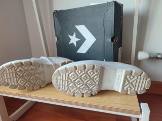 Converse Piel Blanca