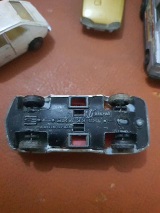 22 lotti di auto giocattolo antiche