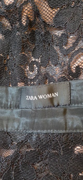 Falda Zara Talla S Encaje Negro/Beige