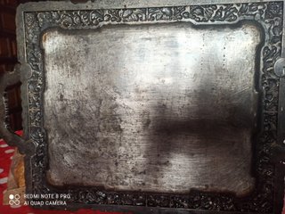 GRAN BANDEJA ESTILO ROCOCÓ -  Latón Ornamentado