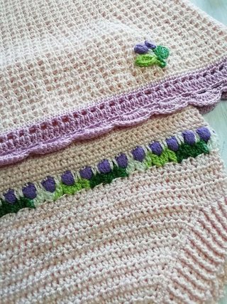 Vestido y braguita a ganchillo para Bebe