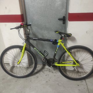Bicicleta Montaña Amarilla