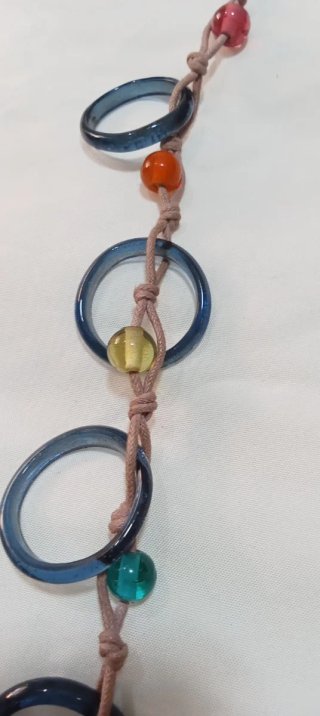 Collar largo anillas y cuentas
