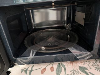 Microondas Samsung 800W con Grill 23L