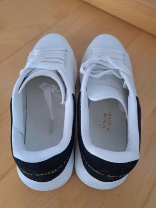 Alexander McQueen Zapatillas Blancas y Negras