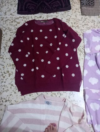 Jersey de punto con lunares