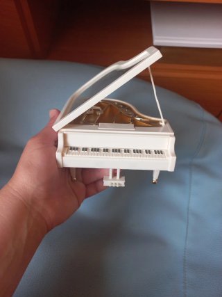 Caja de música piano de cola