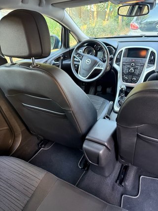 Opel Astra 2015