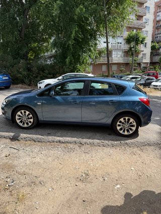 Opel Astra 2015