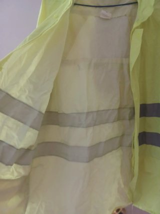 Chubasquero y pantalon reflectante amarillo