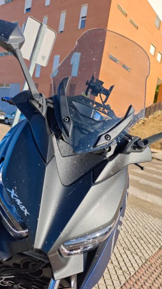 Yamaha XMAX 400 Scooter