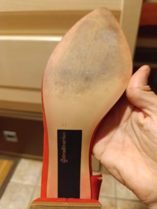 Zapatos Stradivarius tacón grueso rojos