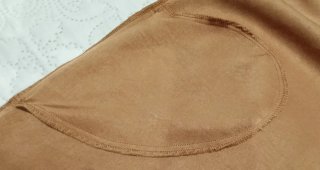 Vestido elegante beige/marrón