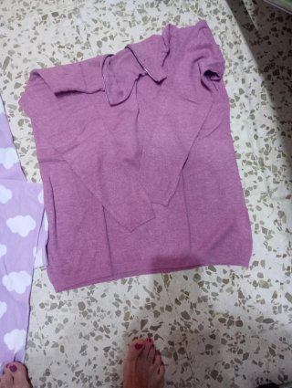 Jersey rosa cuello pico