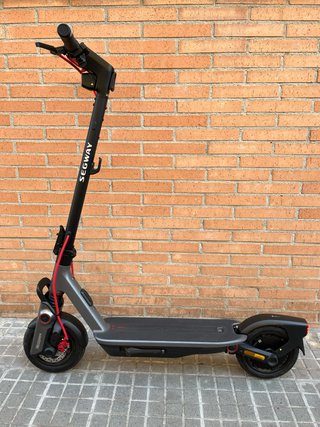 Patinete Eléctrico Segway Ninebot F3