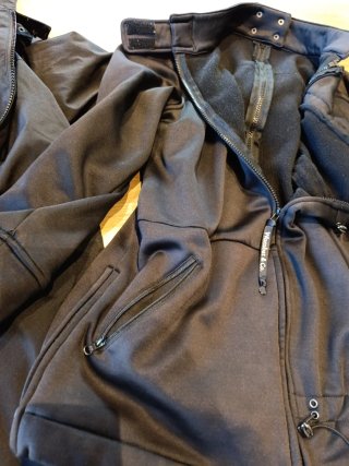 Chaqueta Wombat & Co. Embarazo y porteo