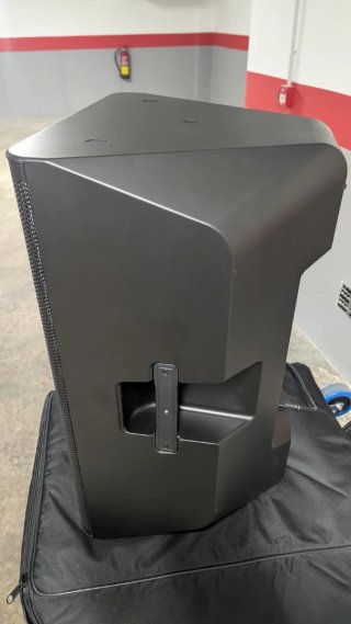 Altavoz Yamaha DXR15 MKII Negro